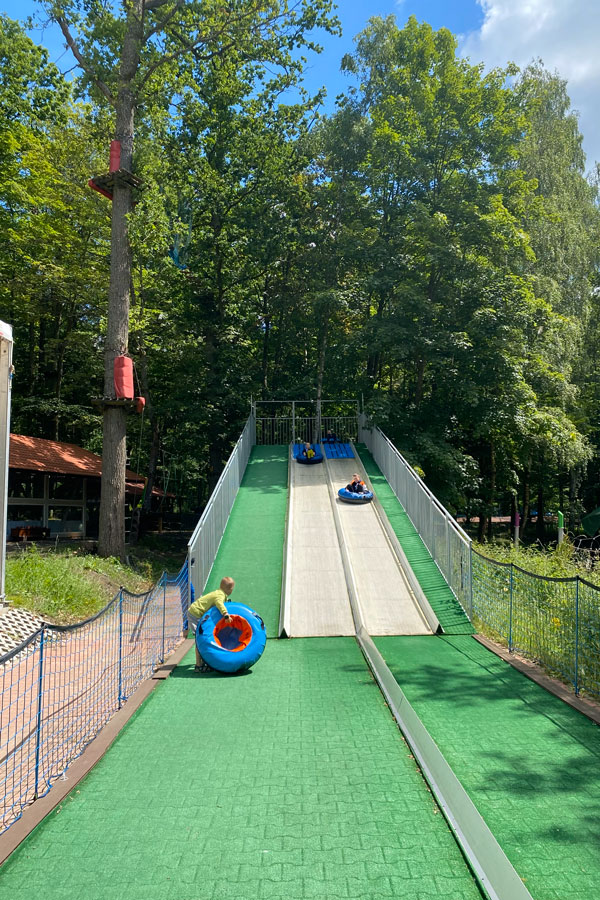 Snowtubing – Pontonowa Zjeżdżalnia